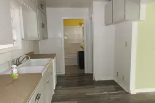 611 15th St N, Moorhead, MN 56560 - Photo 17