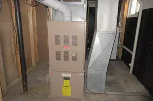 611 15th St N, Moorhead, MN 56560 - Photo 29