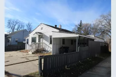 611 15th Street N, Moorhead, MN 56560 - Photo 3