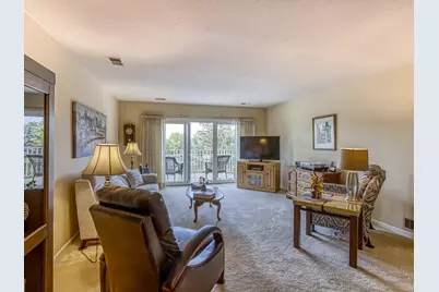 8621 Basswood Road #33, Eden Prairie, MN 55344 - Photo 9