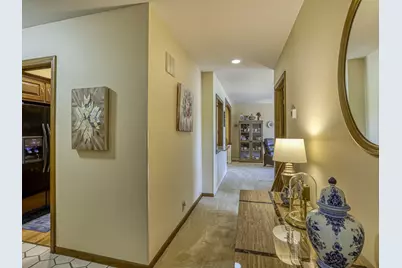8621 Basswood Road #33, Eden Prairie, MN 55344 - Photo 23