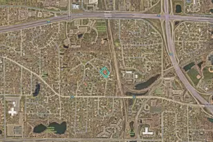 200 Cutacross Rd, Golden Valley, MN 55422 - Photo 15