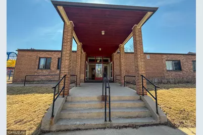 555 East Avenue, Zumbrota, MN 55992 - Photo 9