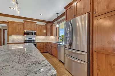 1804 Amblewood Drive, Saint Cloud, MN 56303 - Photo 9