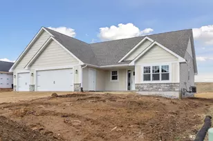 725 163rd St, Hammond, WI 54015 - Photo 1