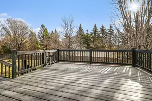 3570 Coachman Rd, Eagan, MN 55122 - Photo 9