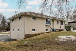 4625 Rhode Island Ave N, New Hope, MN 55428 - Photo 9