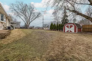 4625 Rhode Island Ave N, New Hope, MN 55428 - Photo 37