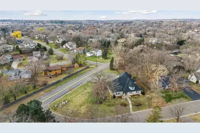 4335 Kirkwood Lane N, Plymouth, MN 55442 - Photo 3