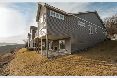 1181 Hewitt Boulevard, Red Wing, MN 55066 - Photo 21