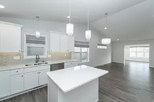 1181 Hewitt Blvd, Red Wing, MN 55066 - Photo 7