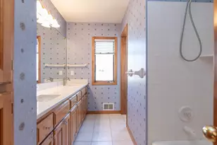 10127 Trotters Path, Eden Prairie, MN 55347 - Photo 31