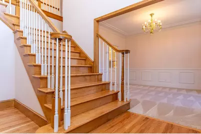 10127 Trotters Path, Eden Prairie, MN 55347 - Photo 3