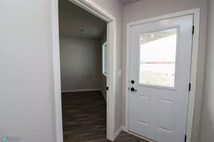 1412 Prairie Ln, Wahpeton,  58075 - Photo 5