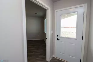 1416 Prairie Ln, Wahpeton,  58075 - Photo 5