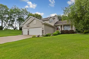 1404 19th Ave NW, Faribault, MN 55021 - Photo 1