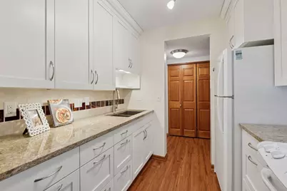 1920 S 1st Street #1502, Minneapolis, MN 55454 - Photo 11