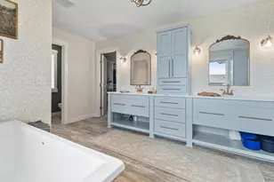 5690 Zanzibar Ln N, Plymouth, MN 55446 - Photo 25