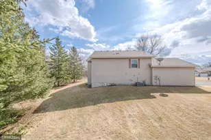 1002 Pleasant View Ct NW, Isanti, MN 55040 - Photo 49