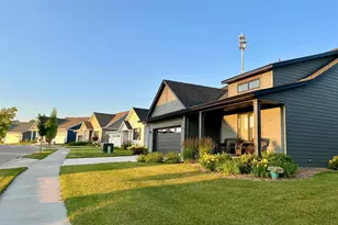 2019 Erie Dr, Northfield, MN 55057 - Photo 7