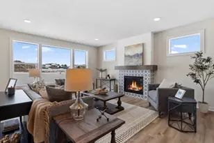 1513 Creekwood Dr, New Richmond, WI 54017 - Photo 7