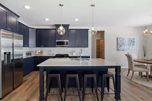 1513 Creekwood Dr, New Richmond, WI 54017 - Photo 9