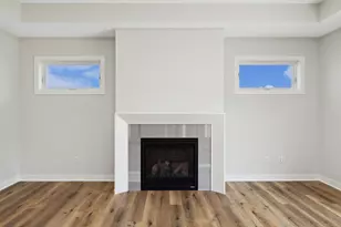 704 Kraewood Dr, Northfield, MN 55057 - Photo 9