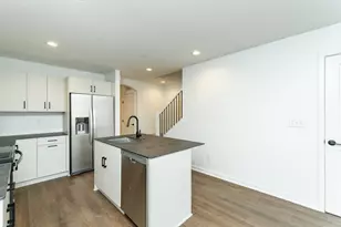 1105 Century Village Ln NE, Rochester, MN 55906 - Photo 7