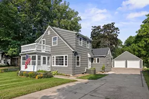 632 Bluff St NE, Hutchinson, MN 55350 - Photo 1