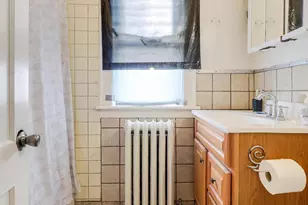 918 Queen Ave N, Minneapolis, MN 55411 - Photo 29