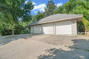 4512 Williston Rd, Minnetonka, MN 55345 - Photo 3