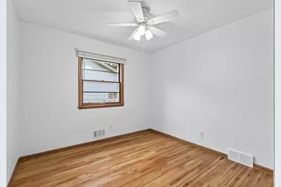 5224 W 70th Street, Edina, MN 55439 - Photo 17