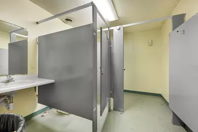 945 Industrial Drive S, Sauk Rapids, MN 56379 - Photo 13