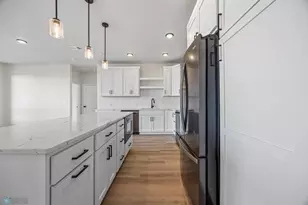 234 Main Ave, Fargo,  58103 - Photo 17