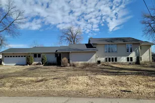 7041 Halstead Dr, Minnetrista, MN 55364 - Photo 1