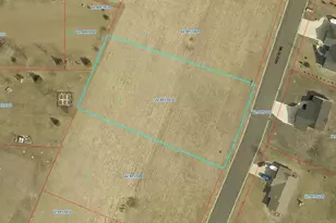 909 14th St NE, Montgomery, MN 56069 - Photo 1