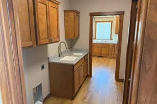 1306 18th St NE, Austin, MN 55912 - Photo 7