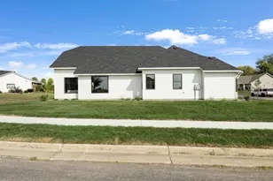 2700 Hanson Ave, Faribault, MN 55021 - Photo 45