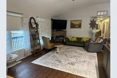 306 7th Street SW, Roseau, MN 56751 - Photo 13