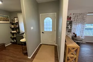 306 7th St SW, Roseau, MN 56751 - Photo 9