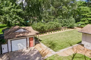 16170 Westgate Ln, Eden Prairie, MN 55344 - Photo 7