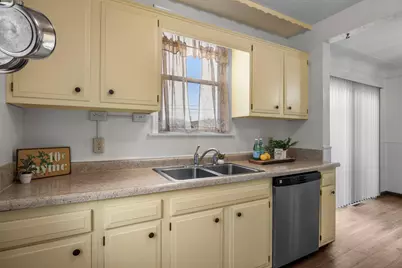 9300 Stevens Avenue S, Bloomington, MN 55420 - Photo 15