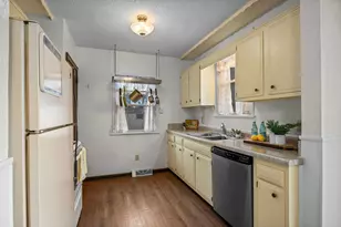 9300 Stevens Ave S, Bloomington, MN 55420 - Photo 13