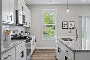 10027 Newport Path, Woodbury, MN 55129 - Photo 9