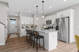 1173 Dundalk Trl, Woodbury, MN 55129 - Photo 3