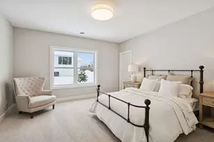 599 Harbor Ct, Shoreview, MN 55126 - Photo 45