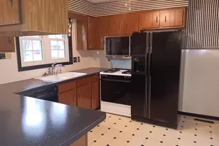 1810 Michaelle Ln, Albert Lea, MN 56007 - Photo 5