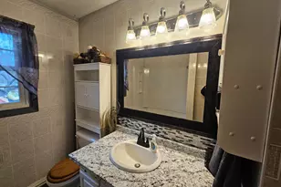 1810 Michaelle Ln, Albert Lea, MN 56007 - Photo 7