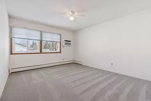 8262 Fremont Ave S, Bloomington, MN 55420 - Photo 9