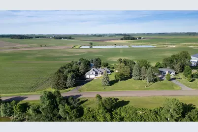 65672 275th Street, Alden, MN 56009 - Photo 3